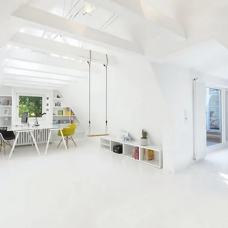 Top-class House With Garden And Outdoor Pool - What'app - 0039-3512-039-610 - For Reservations! Dom wakacyjny *