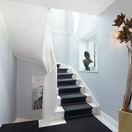 Top-class House With Garden And Outdoor Pool - What'app - 0039-3512-039-610 - For Reservations! بيت للعطل ميونيخ