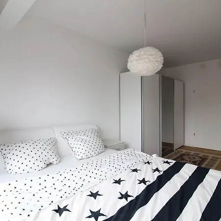 Top-class House With Garden And Outdoor Pool - What'app - 0039-3512-039-610 - For Reservations! Casa de Férias