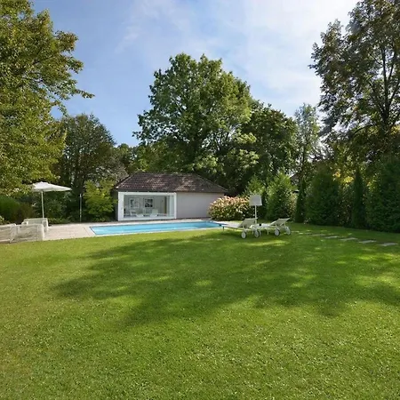 Top-class House With Garden And Outdoor Pool - What'app - 0039-3512-039-610 - For Reservations! بيت للعطل